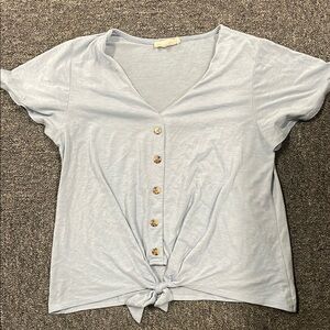 Light blue short sleeve top